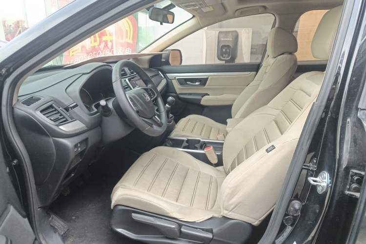 Used Honda CR-V 2017 240TURBO Manual Two-Wheel Drive Classic Edition Left Front Seat