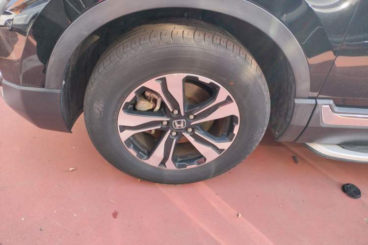 Used Honda CR-V 2017 240TURBO CVT Four-Wheel Drive Luxury Edition Left Front Wheel Hub