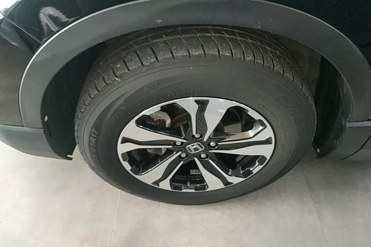 Used Honda CR-V 2017 240TURBO CVT 2WD Urban Edition Left Front Wheel Hub