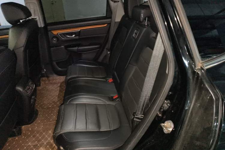 Used Honda CR-V 2017 240TURBO CVT Front-Wheel Drive Fashion Edition Left Rear Seat