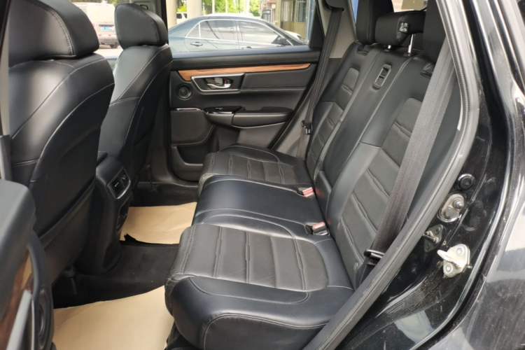 Used Honda CR-V 2017 240TURBO CVT Front-Wheel Drive Fashion Edition Left Rear Seat