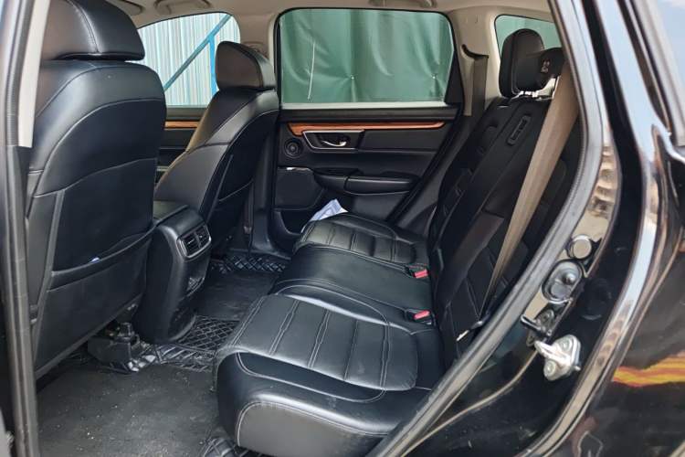 Used Honda CR-V 2017 240TURBO CVT Front-Wheel Drive Fashion Edition Left Rear Seat