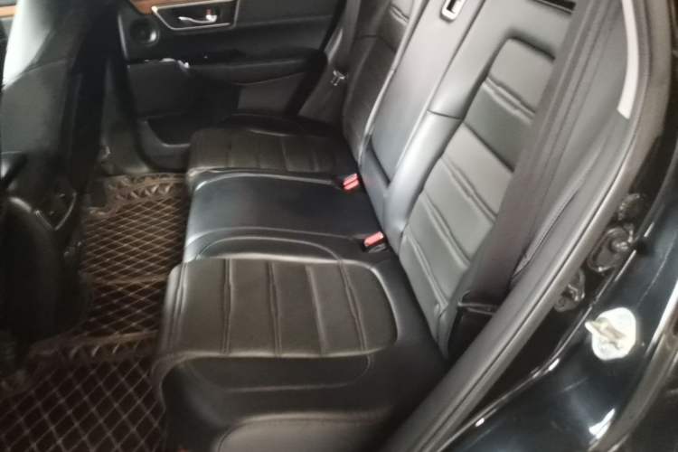 Used Honda CR-V 2017 240TURBO CVT Front-Wheel Drive Fashion Edition Left Rear Seat