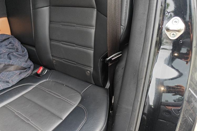 Used Honda CR-V 2017 240TURBO CVT Front-Wheel Drive Fashion Edition Left Rear Seat