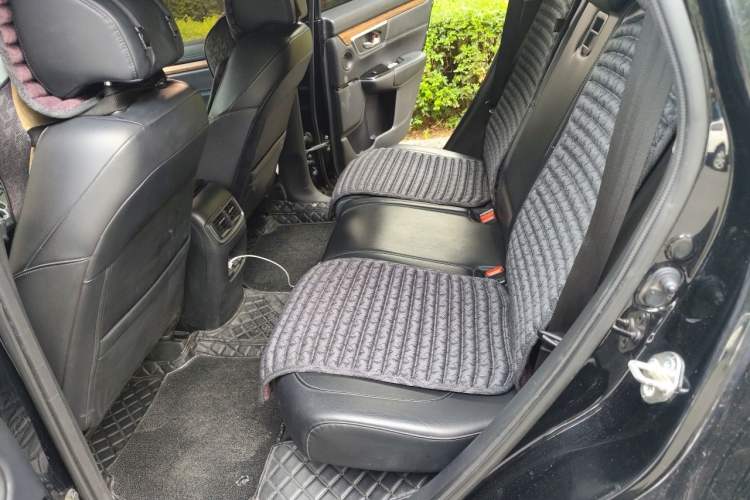 Used Honda CR-V 2017 240TURBO CVT Front-Wheel Drive Fashion Edition Left Rear Seat
