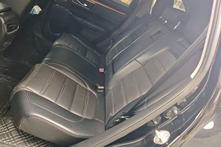 Used Honda CR-V 2017 240TURBO CVT Front-Wheel Drive Fashion Edition Left Rear Seat