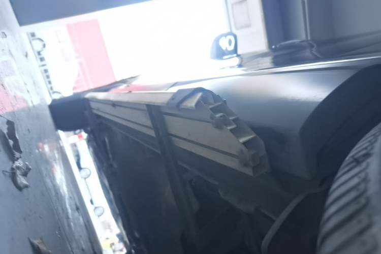 Used Honda CR-V 2017 240TURBO CVT Front-Wheel Drive Fashion Edition Left Side Sill