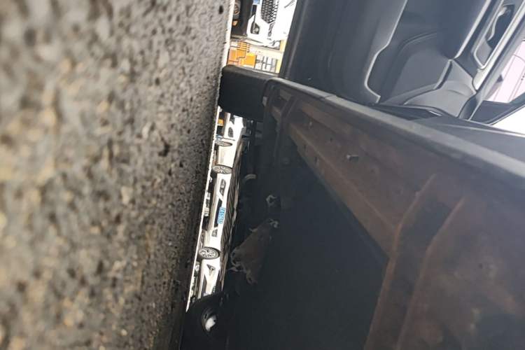 Used Honda CR-V 2017 240TURBO CVT 2WD Urban Edition Left Side Sill