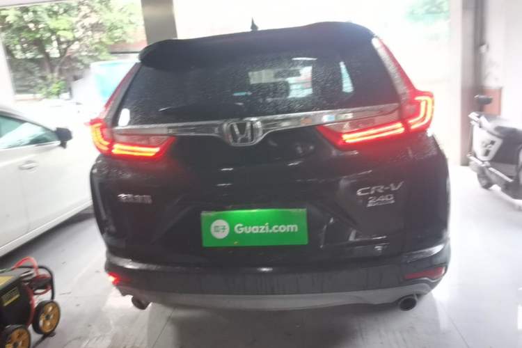 Used Honda CR-V 2017 240TURBO CVT Front-Wheel Drive Fashion Edition Rear