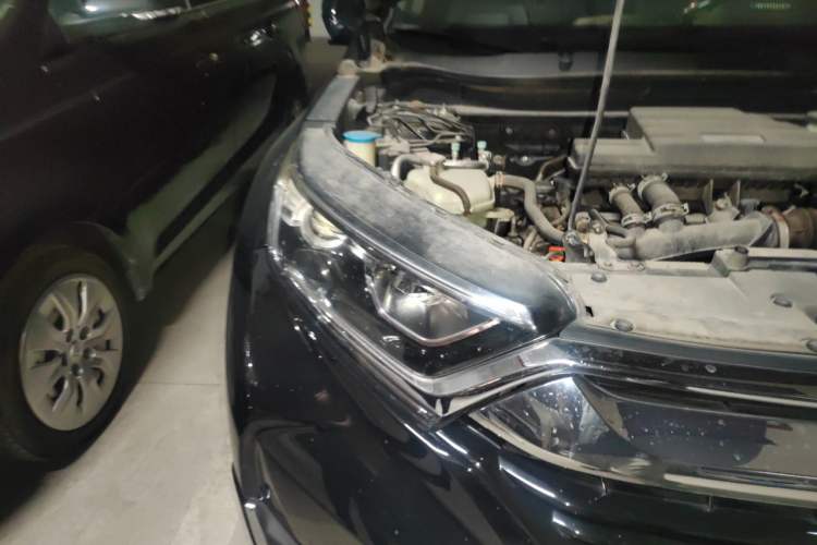 Used Honda CR-V 2017 240TURBO CVT Front-Wheel Drive Fashion Edition Right Front Headlight