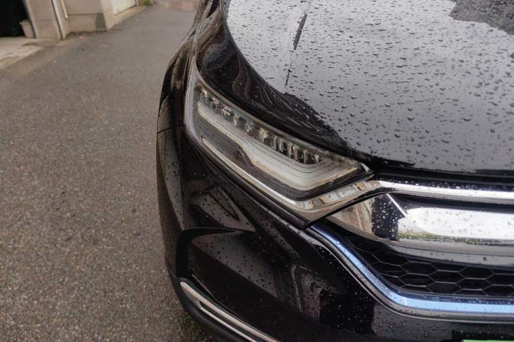 Used Honda CR-V 2017 Hybrid 2.0L Pure Drive Edition Right Front Headlight