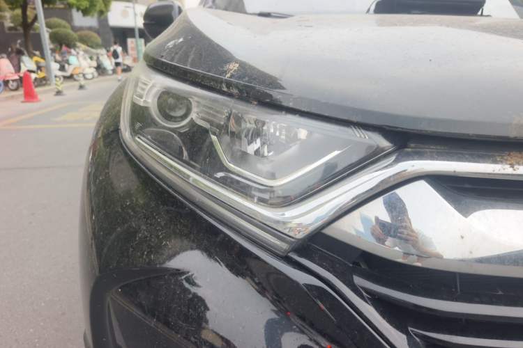 Used Honda CR-V 2017 240TURBO CVT 2WD Comfort Version Right Front Headlight