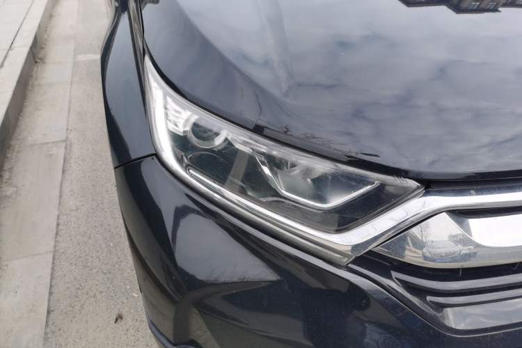 Used Honda CR-V 2017 240TURBO CVT 2WD Comfort Version Right Front Headlight