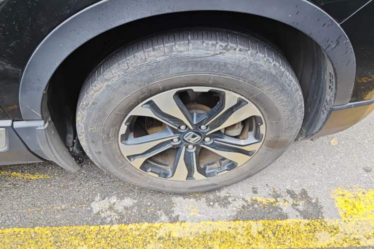 Used Honda CR-V 2017 240TURBO CVT 2WD Comfort Version Right Front Wheel Hub