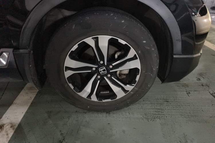 Used Honda CR-V 2017 240TURBO CVT Front-Wheel Drive Fashion Edition Right Front Wheel Hub