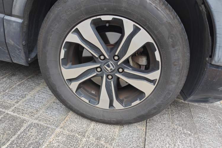 Used Honda CR-V 2017 240TURBO CVT 2WD Comfort Version Right Front Wheel Hub