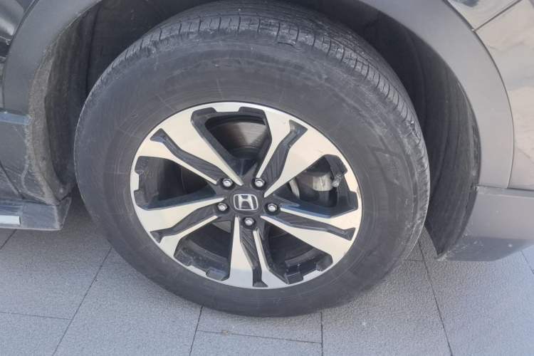 Used Honda CR-V 2017 240TURBO CVT 2WD Comfort Version Right Front Wheel Hub