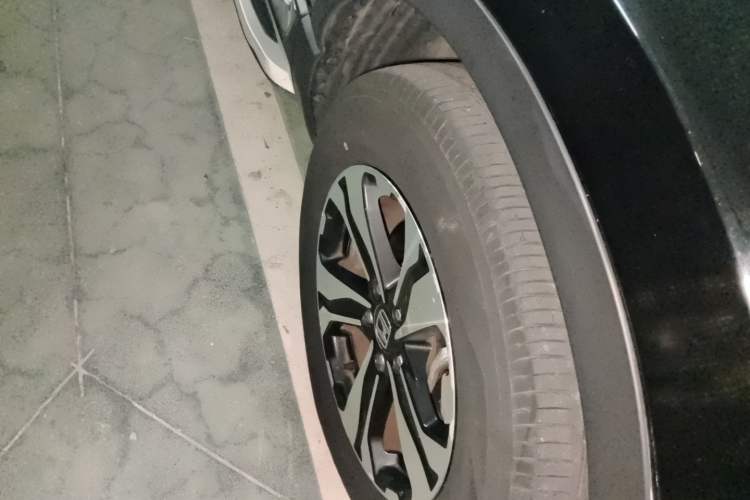 Used Honda CR-V 2017 240TURBO CVT Front-Wheel Drive Fashion Edition Right Front Wheel Hub