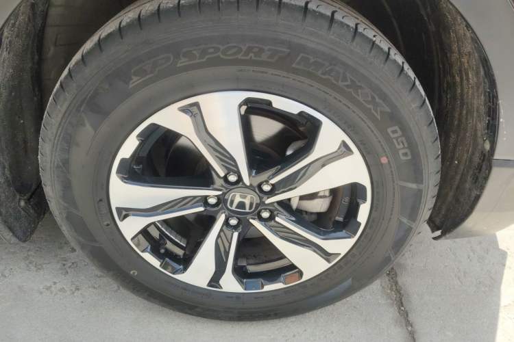 Used Honda CR-V 2017 240TURBO CVT Four-Wheel Drive Luxury Edition Right Front Wheel Hub