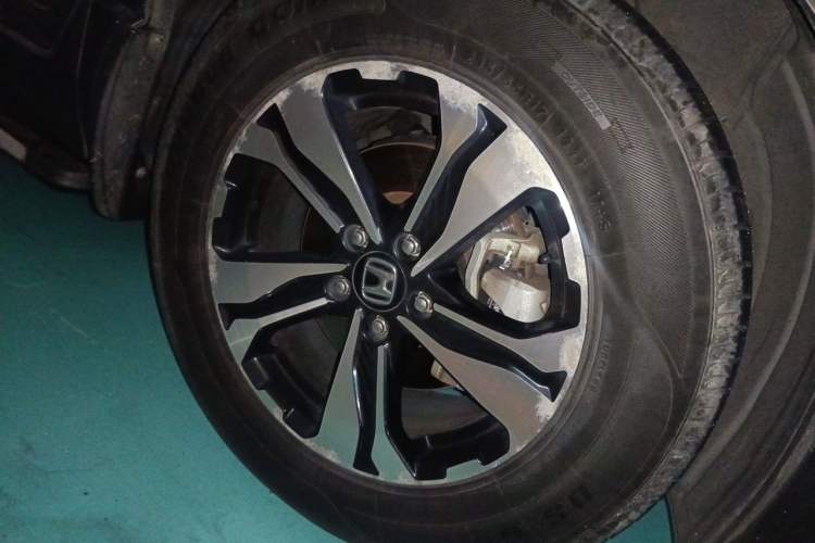 Used Honda CR-V 2017 240TURBO CVT 2WD Urban Edition Right Front Wheel Hub