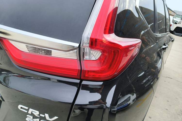 Used Honda CR-V 2017 240TURBO CVT Front-Wheel Drive Fashion Edition Right Rear Taillight