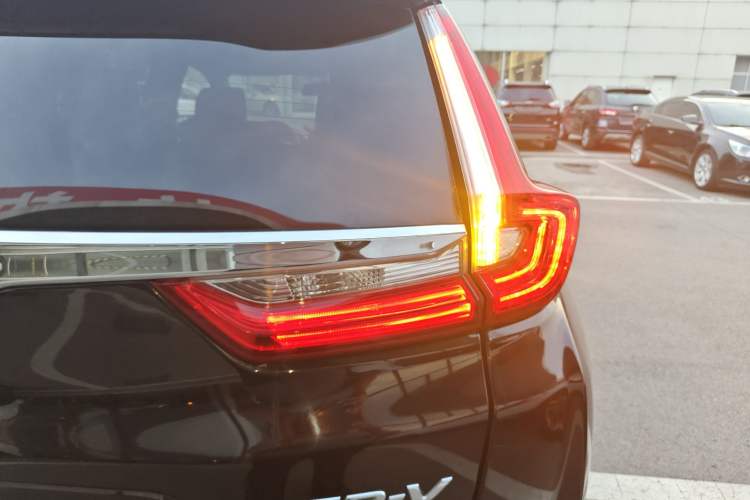 Used Honda CR-V 2017 240TURBO CVT Front-Wheel Drive Fashion Edition Right Rear Taillight