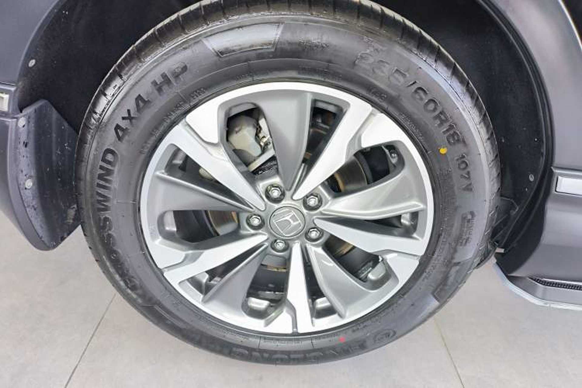 Used Honda CR-V 2017 Hybrid 2.0L Pure Drive Edition Right Rear Wheel Hub