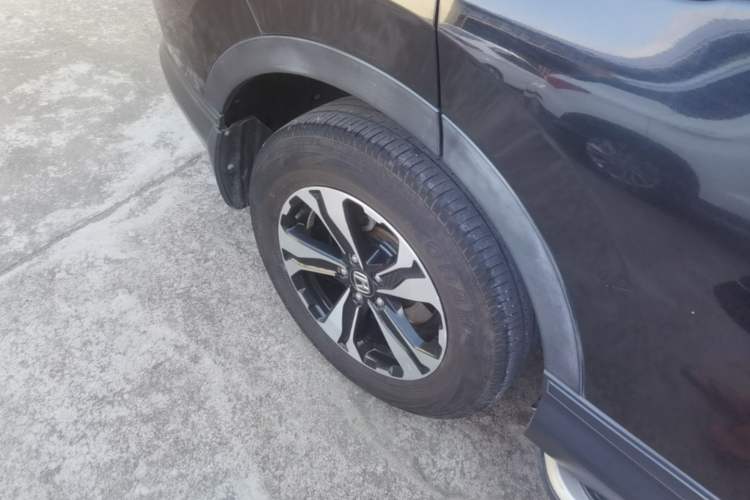 Used Honda CR-V 2017 240TURBO CVT 2WD Comfort Version Right Rear Wheel Hub