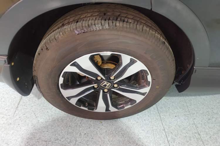 Used Honda CR-V 2017 240TURBO CVT 2WD Comfort Version Right Rear Wheel Hub