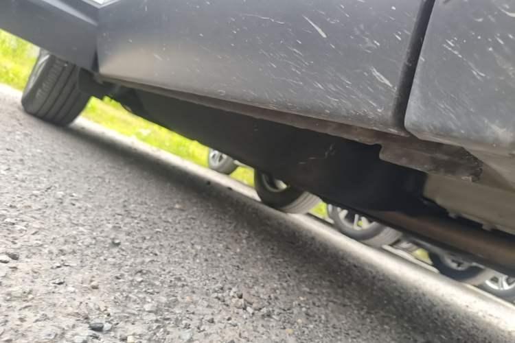 Used Honda CR-V 2017 Hybrid 2.0L Pure Edition Right Side Sill