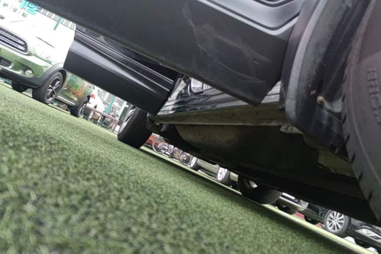 Used Honda CR-V 2017 240TURBO CVT 2WD Urban Edition Right Side Sill