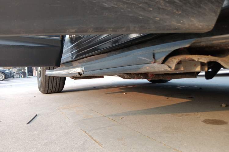 Used Honda CR-V 2017 240TURBO CVT Front-Wheel Drive Fashion Edition Right Side Sill