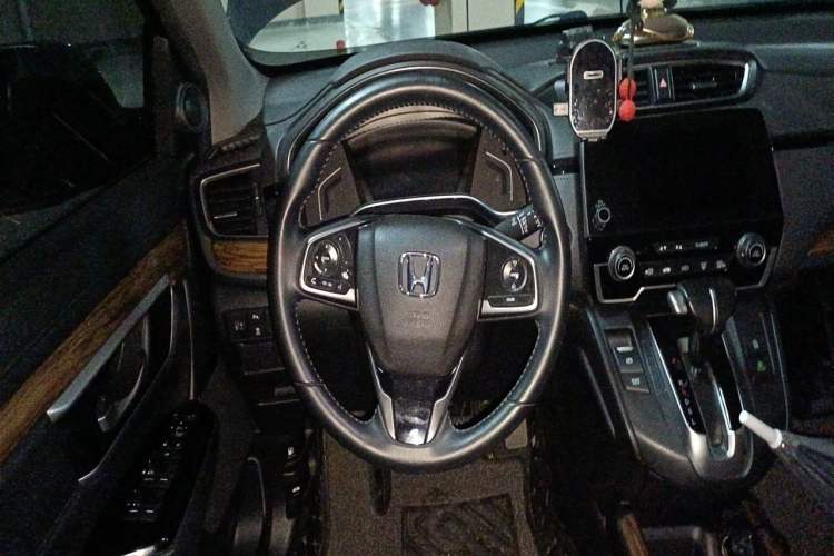 Used Honda CR-V 2017 240TURBO CVT Front-Wheel Drive Fashion Edition Steering Wheel