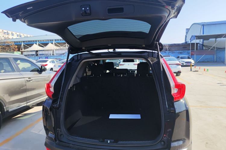 Used Honda CR-V 2017 240TURBO CVT 2WD Urban Edition Trunk