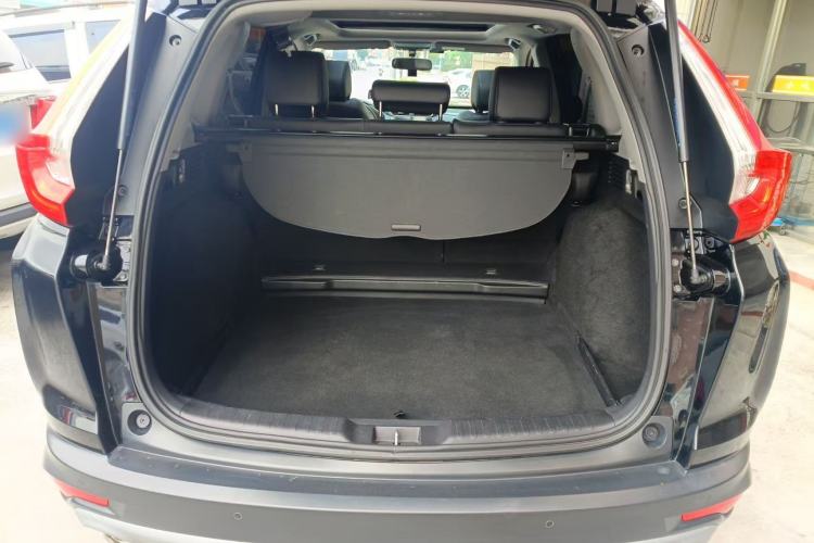 Used Honda CR-V 2017 240TURBO CVT Front-Wheel Drive Fashion Edition Trunk