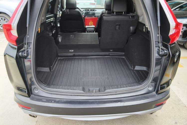 Used Honda CR-V 2017 240TURBO CVT Front-Wheel Drive Fashion Edition Trunk
