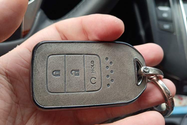 Used Honda CR-V 2017 240TURBO CVT Front-Wheel Drive Fashion Edition Vehicle Key