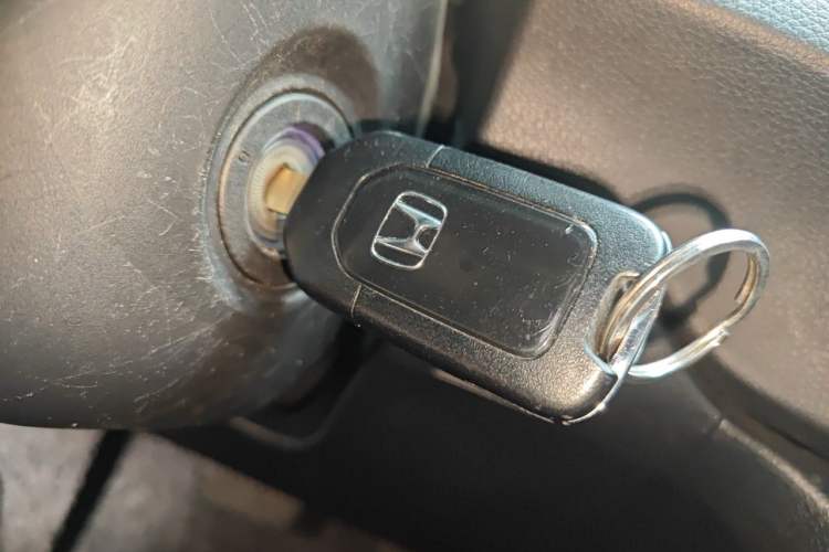 Used Honda CR-V 2017 240TURBO CVT 2WD Comfort Version Vehicle Key