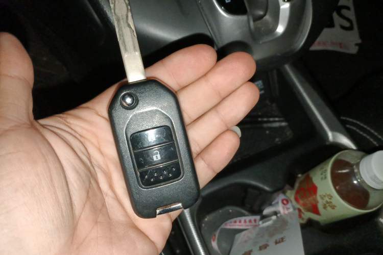Used Honda CR-V 2017 240TURBO CVT 2WD Comfort Version Vehicle Key