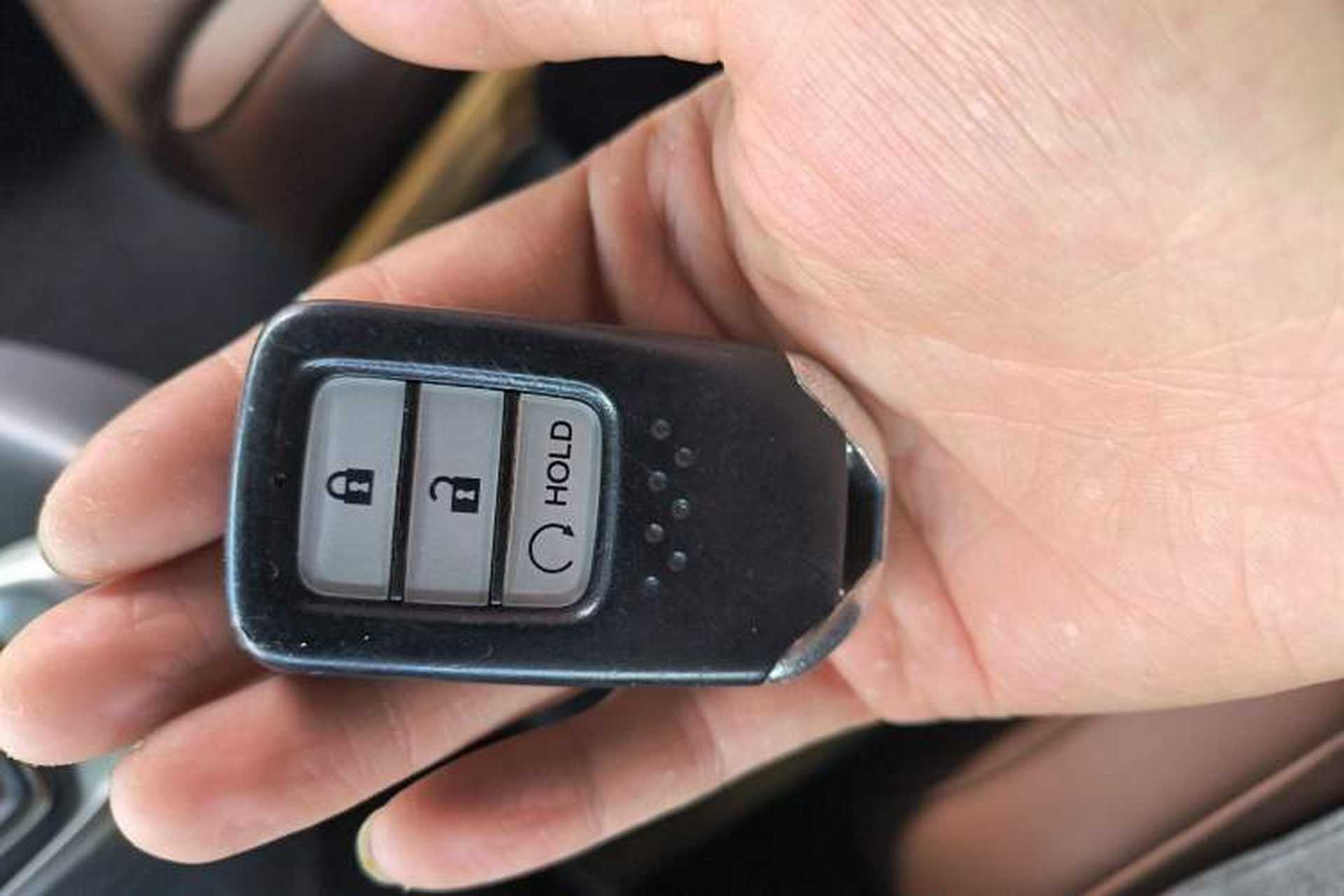 Used Honda CR-V 2017 Hybrid 2.0L Pure Drive Edition Vehicle Key