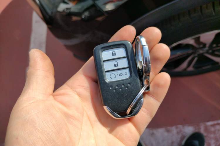 Used Honda CR-V 2017 240TURBO CVT Four-Wheel Drive Luxury Edition Vehicle Key