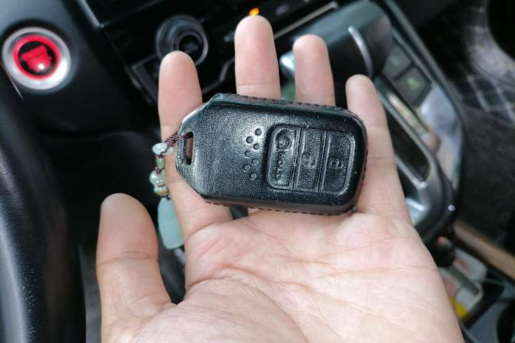 Used Honda CR-V 2017 240TURBO CVT Front-Wheel Drive Fashion Edition Vehicle Key