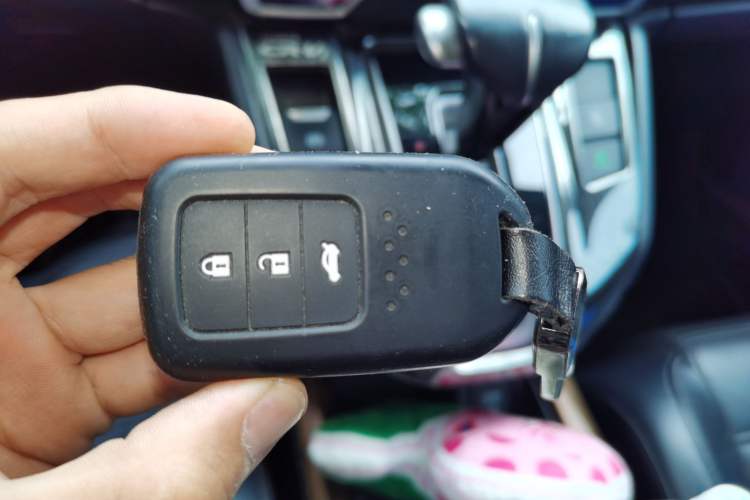 Used Honda CR-V 2017 240TURBO CVT Front-Wheel Drive Fashion Edition Vehicle Key