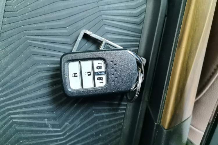 Used Honda CR-V 2017 Hybrid 2.0L Pure Edition Vehicle Key