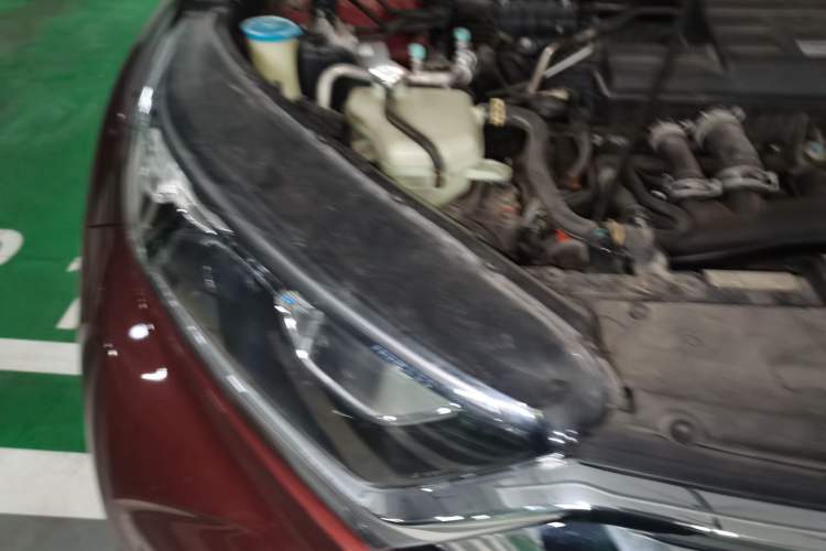 Used Honda CR-V 2017 240TURBO CVT Front-Wheel Drive Fashion Edition Engine Bay Right
