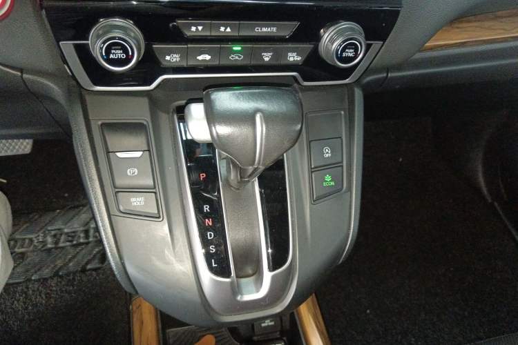 Used Honda CR-V 2017 240TURBO CVT Front-Wheel Drive Fashion Edition Gear Lever