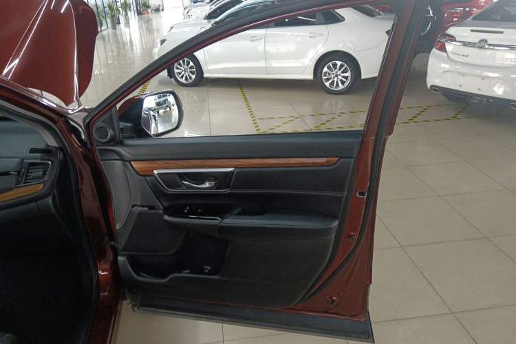 Used Honda CR-V 2017 240TURBO CVT Front-Wheel Drive Fashion Edition Right Front Door Interior