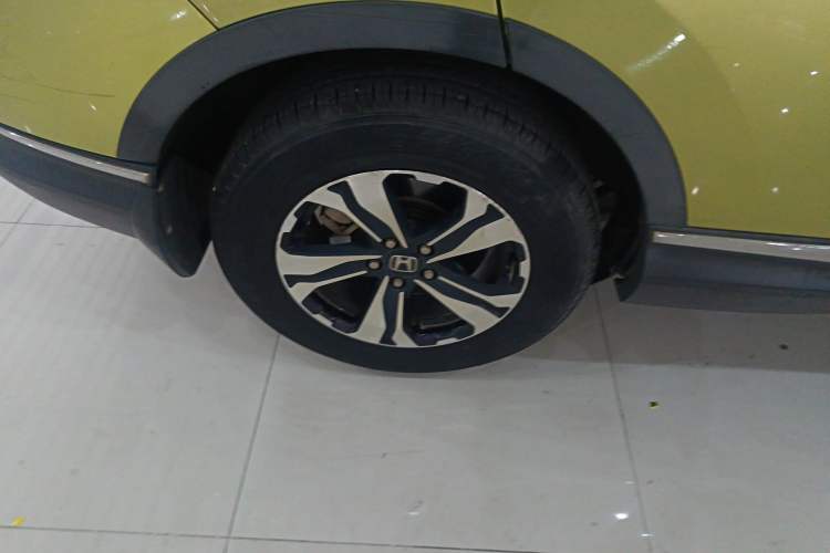 Used Honda CR-V 2017 240TURBO CVT Front-Wheel Drive Fashion Edition Exterior 5