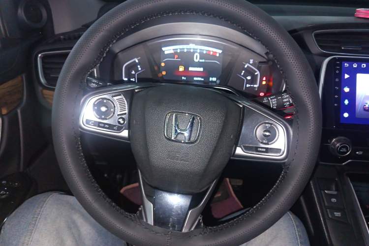 Used Honda CR-V 2017 240TURBO CVT Front-Wheel Drive Fashion Edition Steering Wheel