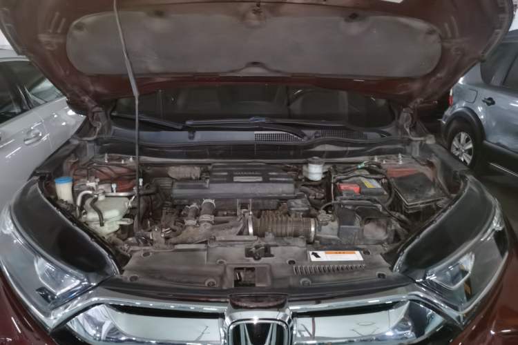 Used Honda CR-V 2017 240TURBO CVT Front-Wheel Drive Fashion Edition Engine Bay